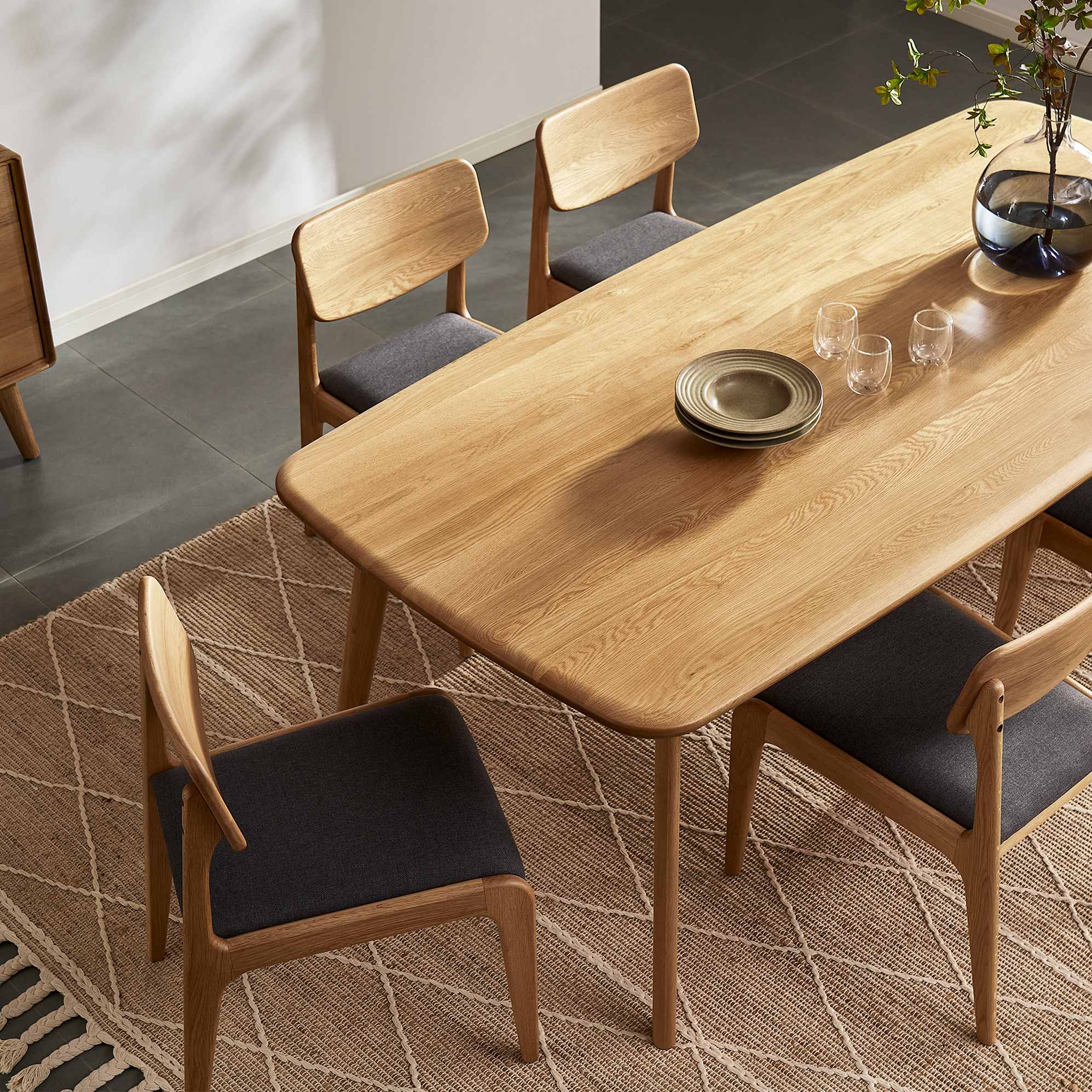 Vincent Dining Table, Oak 2